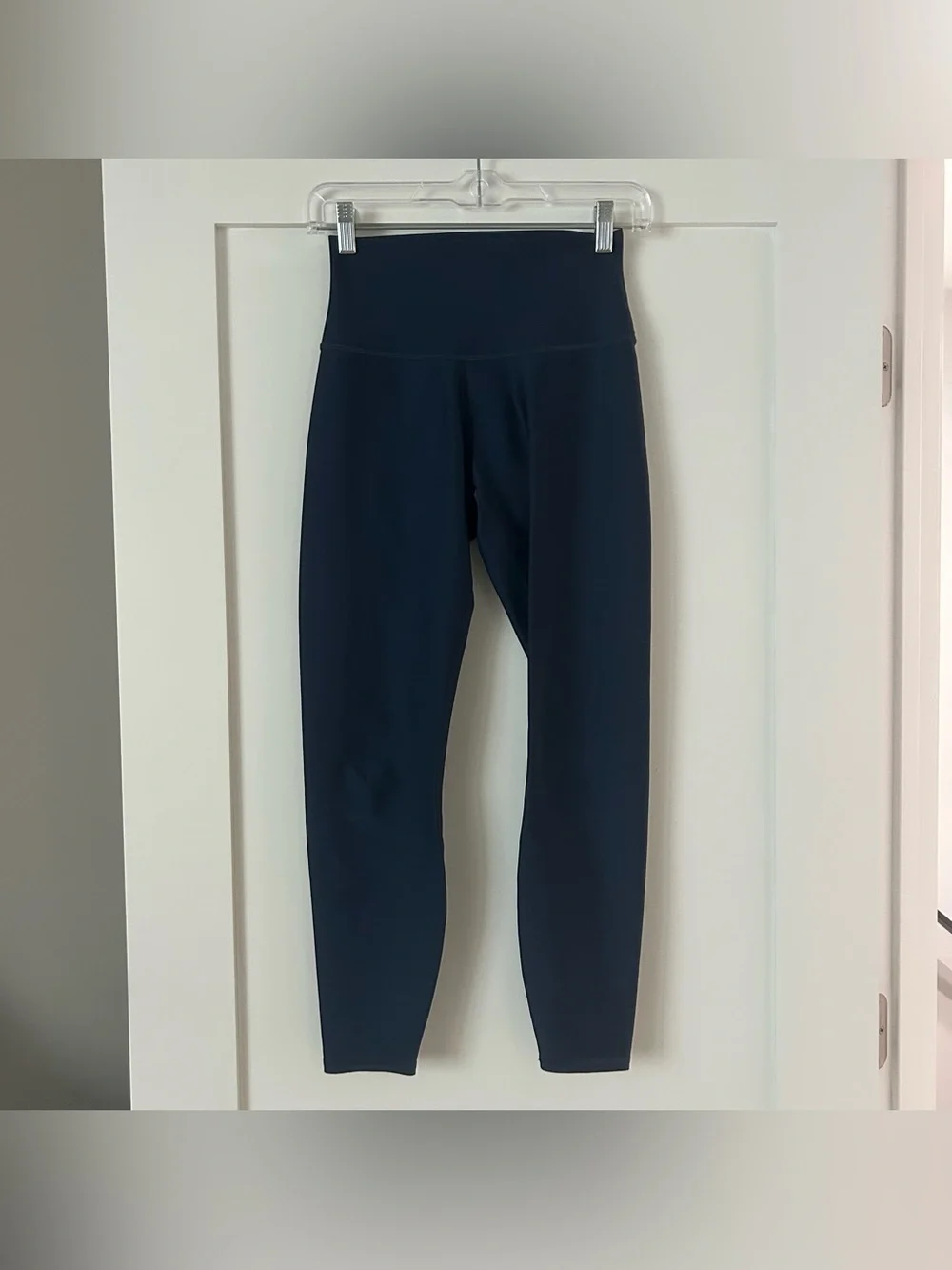 Alo Yoga 7/8 High-Waist Airlift Legging in Navy Size Small